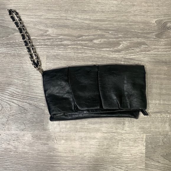 Express Wristlet Purse